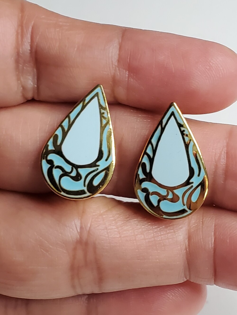 Vtg. Roccoco Teardrop Enamel Clip-on Earrings